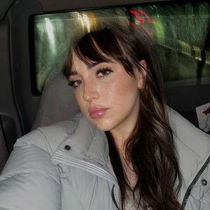 Meet your Posher, Indigo